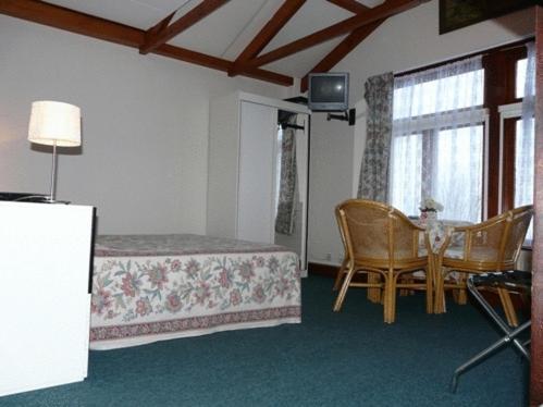 Pension Zonneweelde Oosthuizen Buitenkant foto